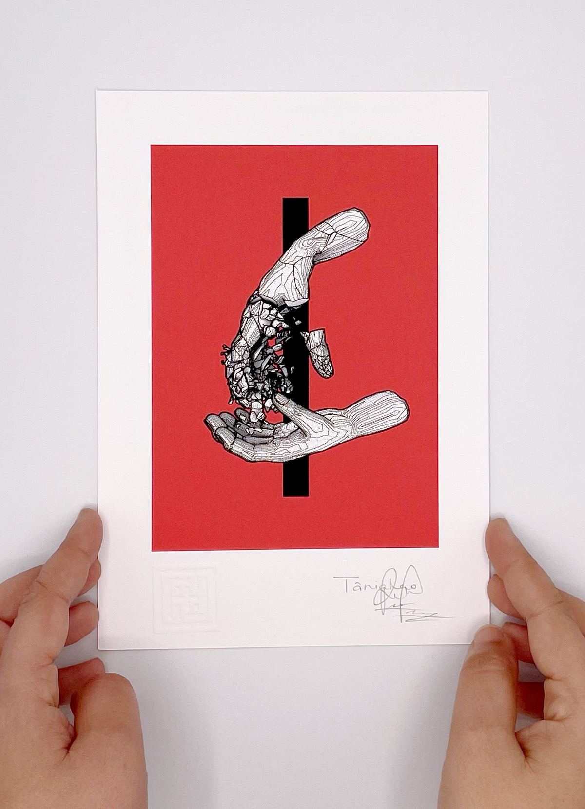 Love-attraction-details01