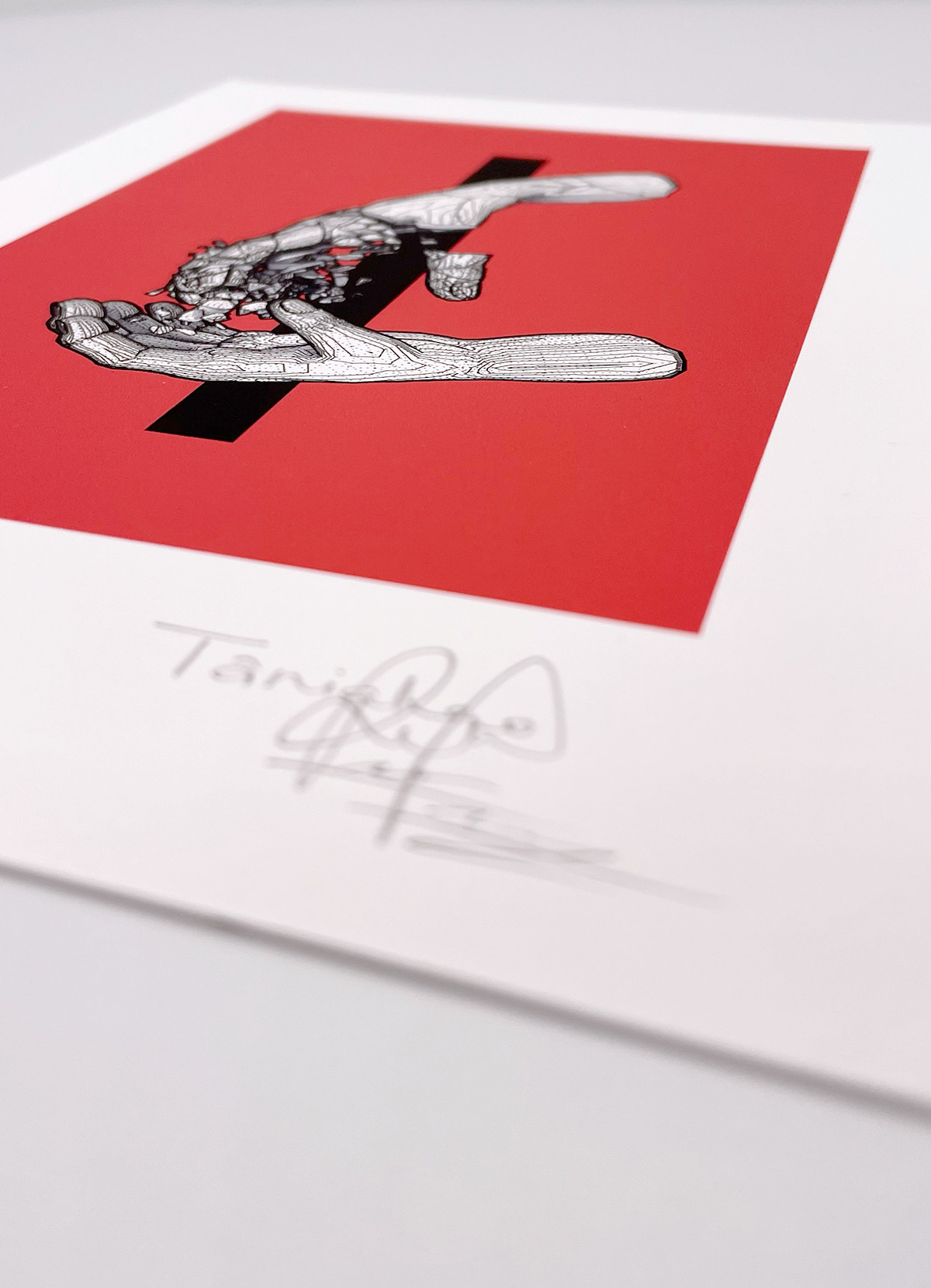 Love-attraction-details02